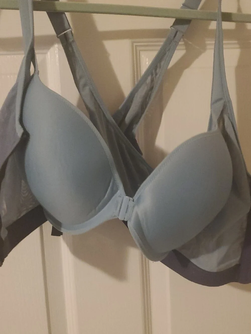 Victoria's SecretSport Front-Zip Medium Support Sports Bra in Dusty Blue